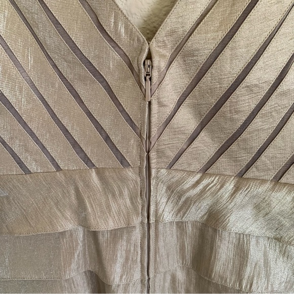 NWT Adrianna Papell Peplum Top - Picture 6 of 15